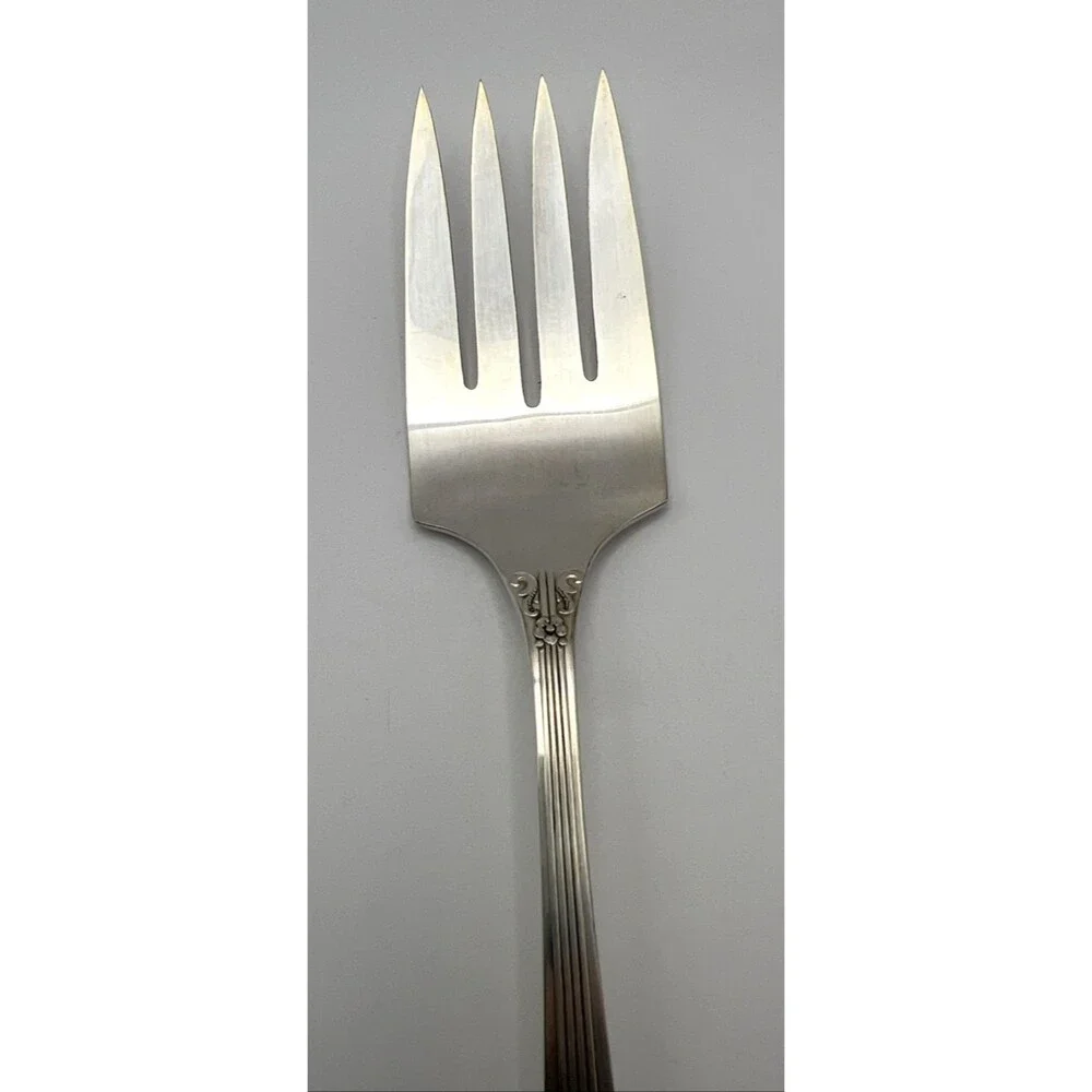 Oneida LTD W.M.A. Rogers Silver Plate Server Fork